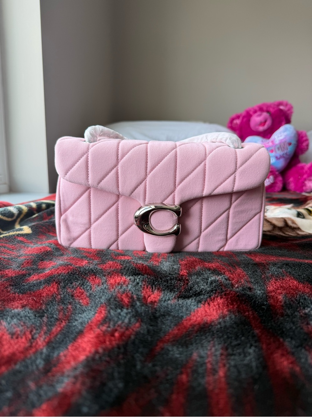 Coach Pink Quilted Shoulder Bag Tabby 26 - Picture 5 of 10